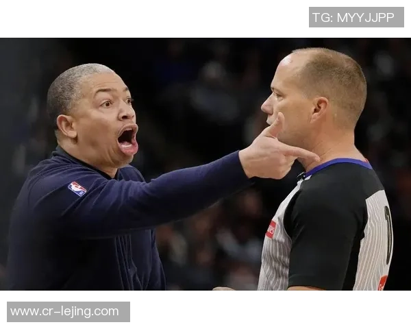 新赛季球队策略转变卢指导强调围绕明星球员构建体系