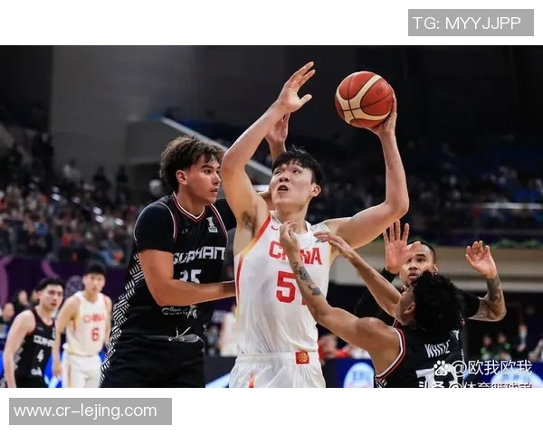 拓媒分析杨瀚森频繁尝试溜后门传球的战术效果与球队配合问题 拓媒分析杨瀚森频繁尝试溜后门传球的战术效果与球队配合问题